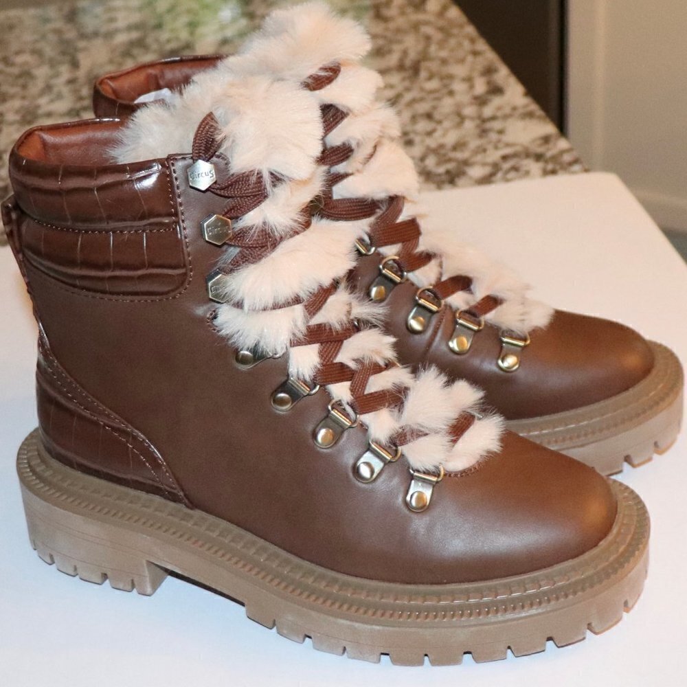 Circus by Sam Edelman Flora Boots NWT Size 6.5